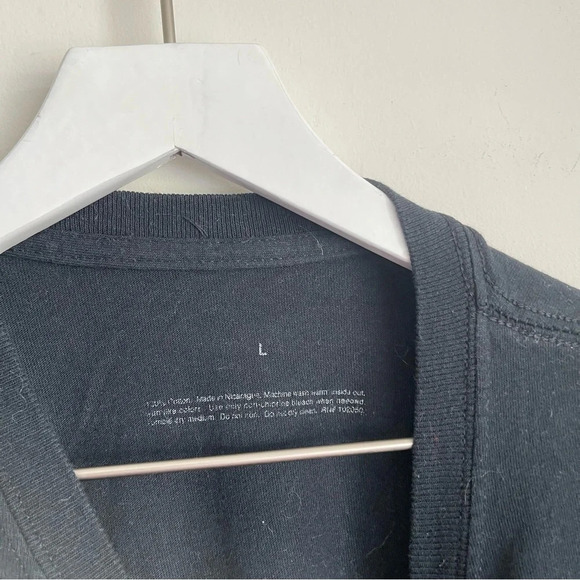 Girl in red If I Could Make it Go Quiet black t-shirt size large - Picture 2 of 3